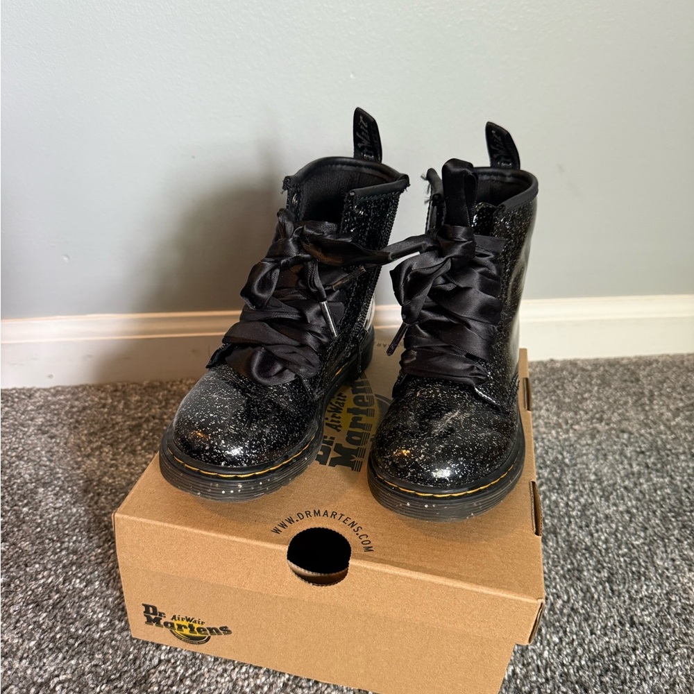 Dr. Martens Shimmering Black Boots with Satin Laces girls size 11
